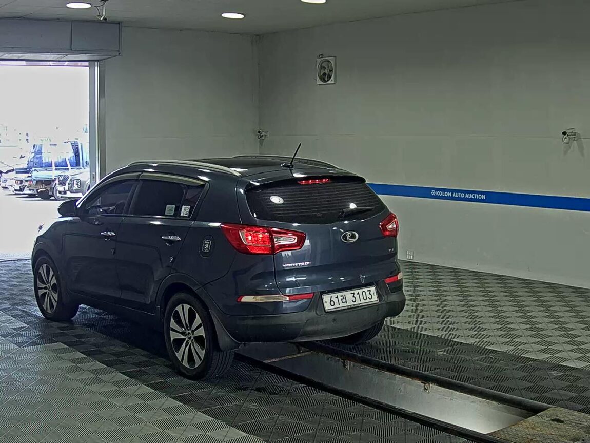 KIA SPORTAGE R DIESEL R2.0 4WD TLX LUXURY MODEL 2011 - zdjęcie 6