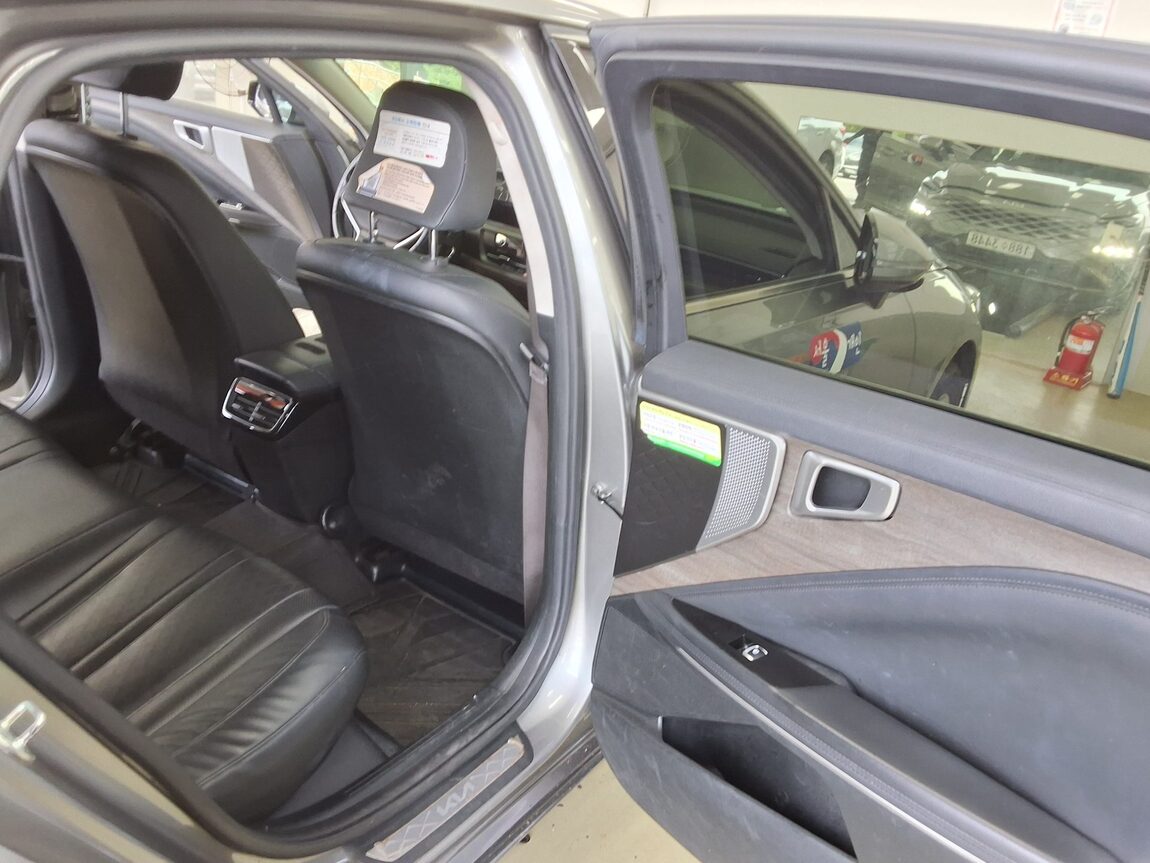 KIA K8 3.5 LPi TAXI STANDARD 2023 - zdjęcie 13