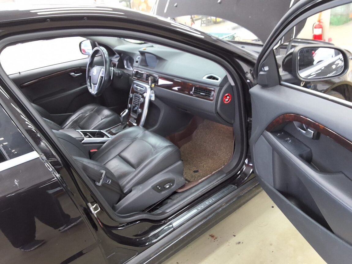 VOLVO S80 (2ND GEN) D5 2014 - zdjęcie 14