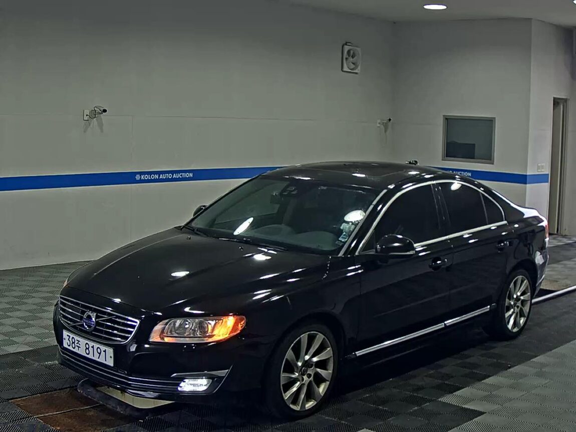 VOLVO S80 (2ND GEN) D5 2014 - zdjęcie 2