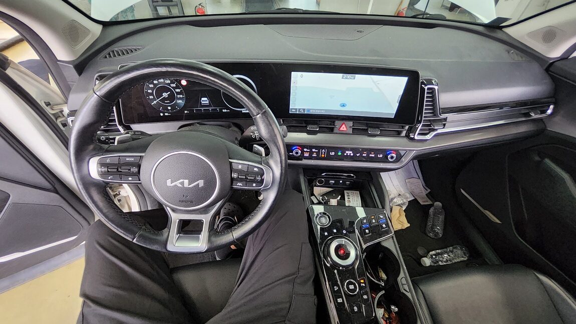 KIA THE ALL NEW SPORTAGE 2.0 DIESEL 2WD NOBLESSE 2022 - zdjęcie 11