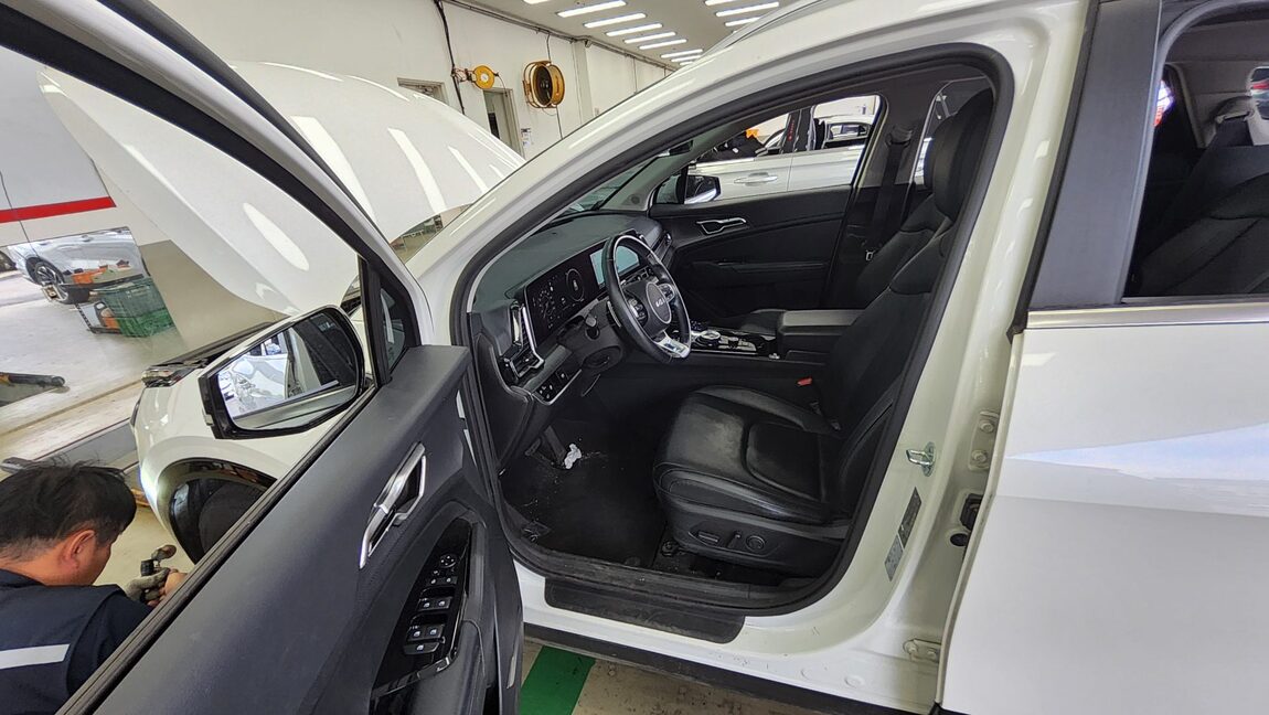 KIA THE ALL NEW SPORTAGE 2.0 DIESEL 2WD NOBLESSE 2022 - zdjęcie 10