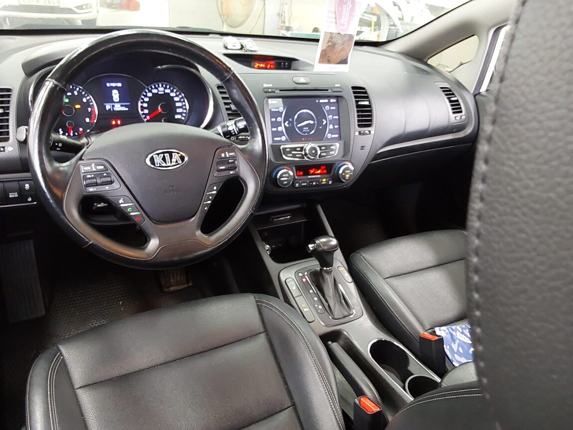 KIA K3 1.6 GDI TRENDY 2015 - zdjęcie 11