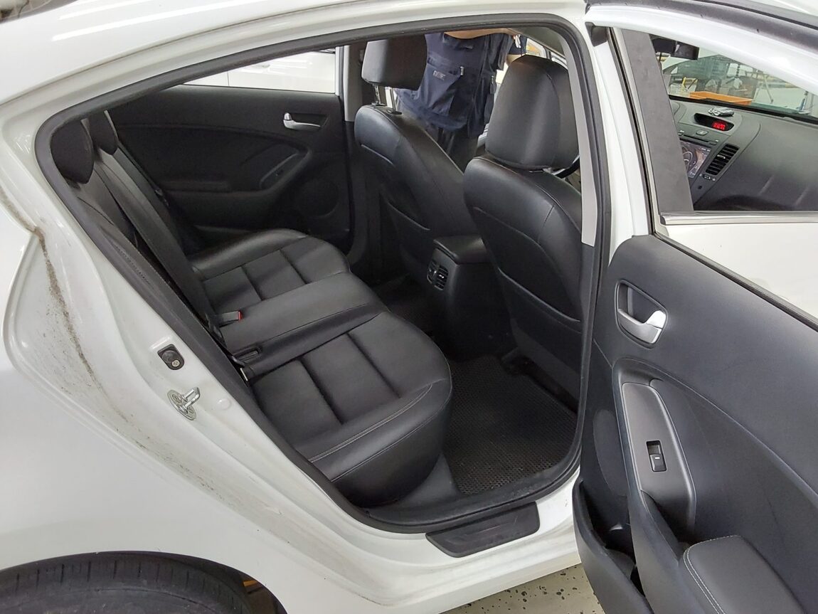 KIA K3 1.6 GDI TRENDY 2015 - zdjęcie 13