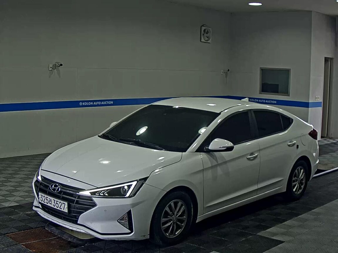 HYUNDAI THE NEW AVANTE AD 1.6 DIESEL SMART 2019 - zdjęcie 2