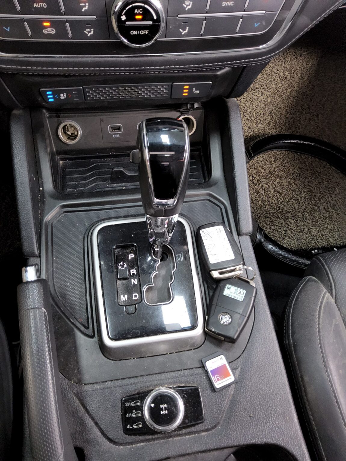 KG MOBILITY (SSANGYONG) REXTON SPORTS 2.2 4WD PRESTIGE 2018 - zdjęcie 19