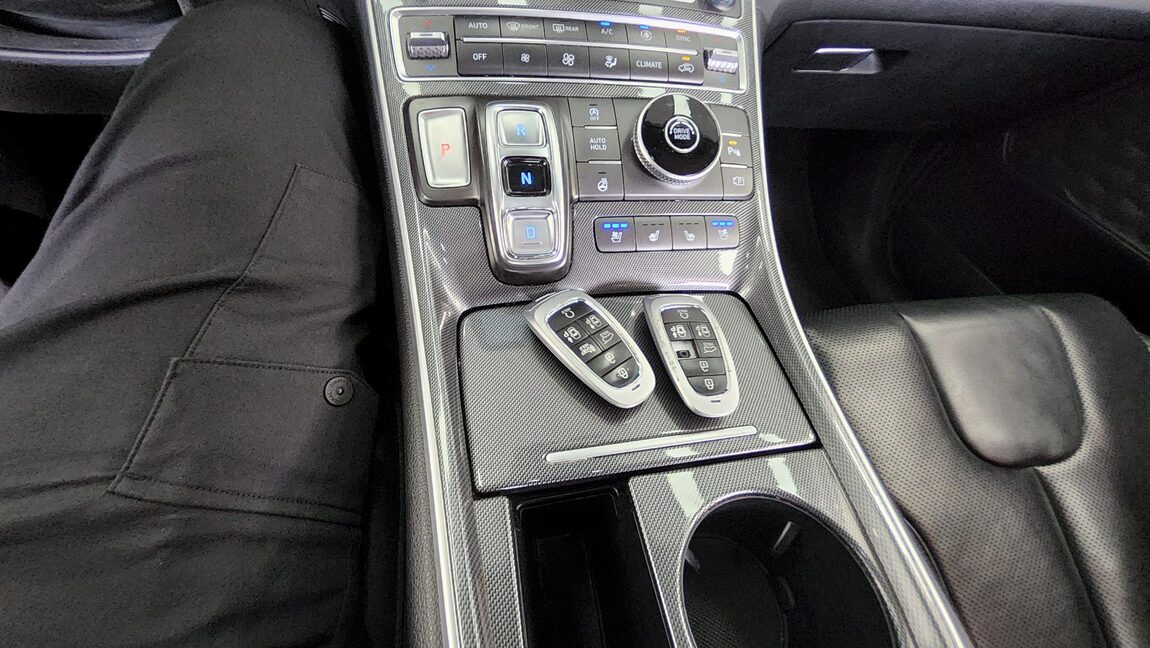 HYUNDAI THE NEW SANTA FE DIESEL 2.2 2WD PRESTIGE 2021 - zdjęcie 20