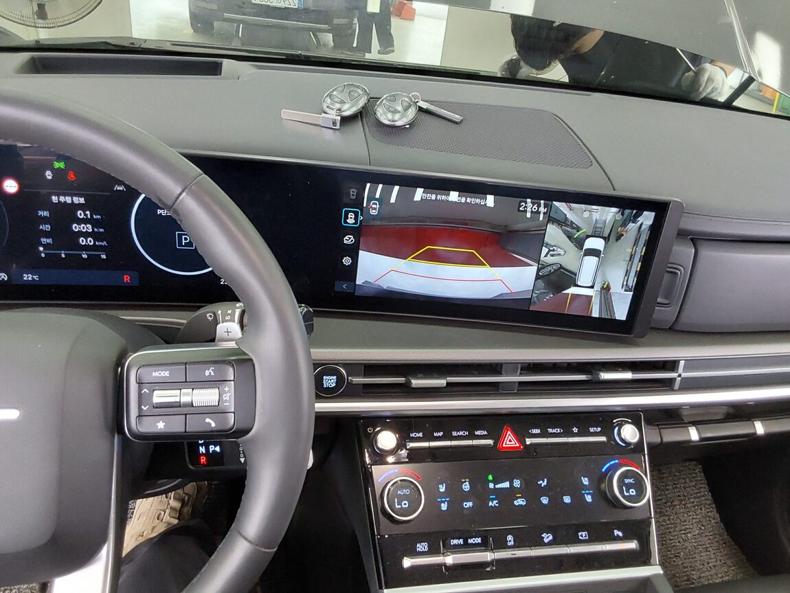 HYUNDAI THE ALL NEW SANTA FE GASOLINE 2.5 2WD PRESTIGE PLUS 2025 - zdjęcie 17