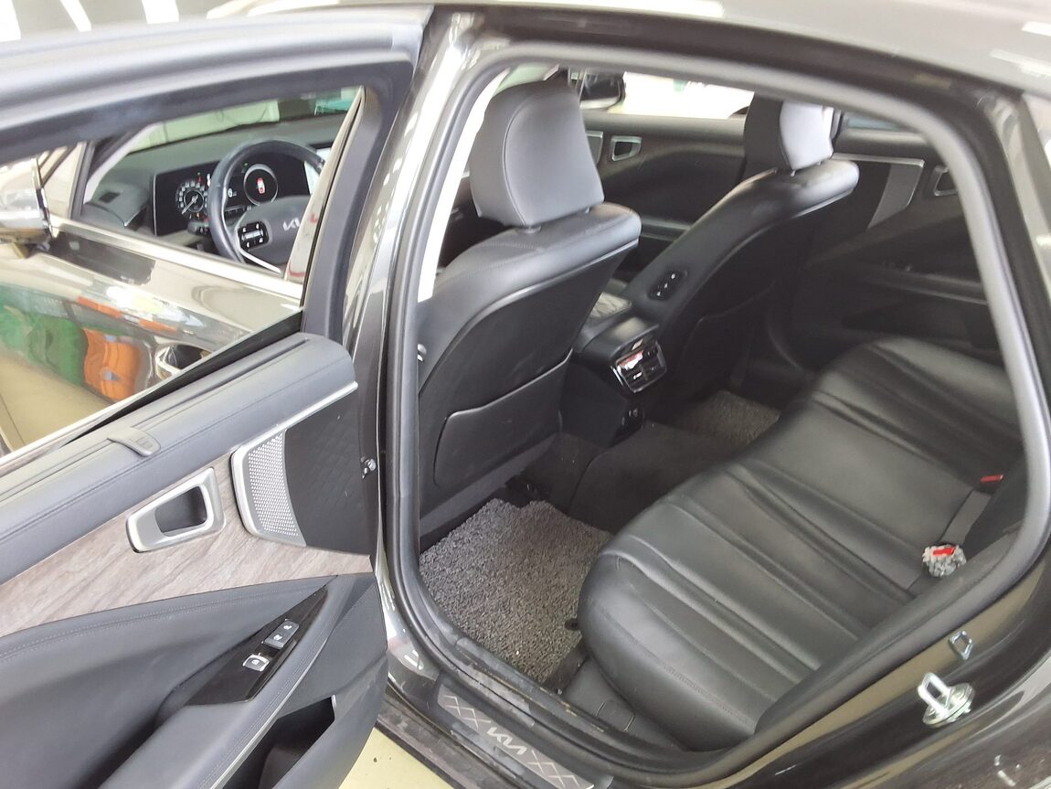 KIA K8 3.5 GDI 4WD NOBLESSE 2022 - zdjęcie 12