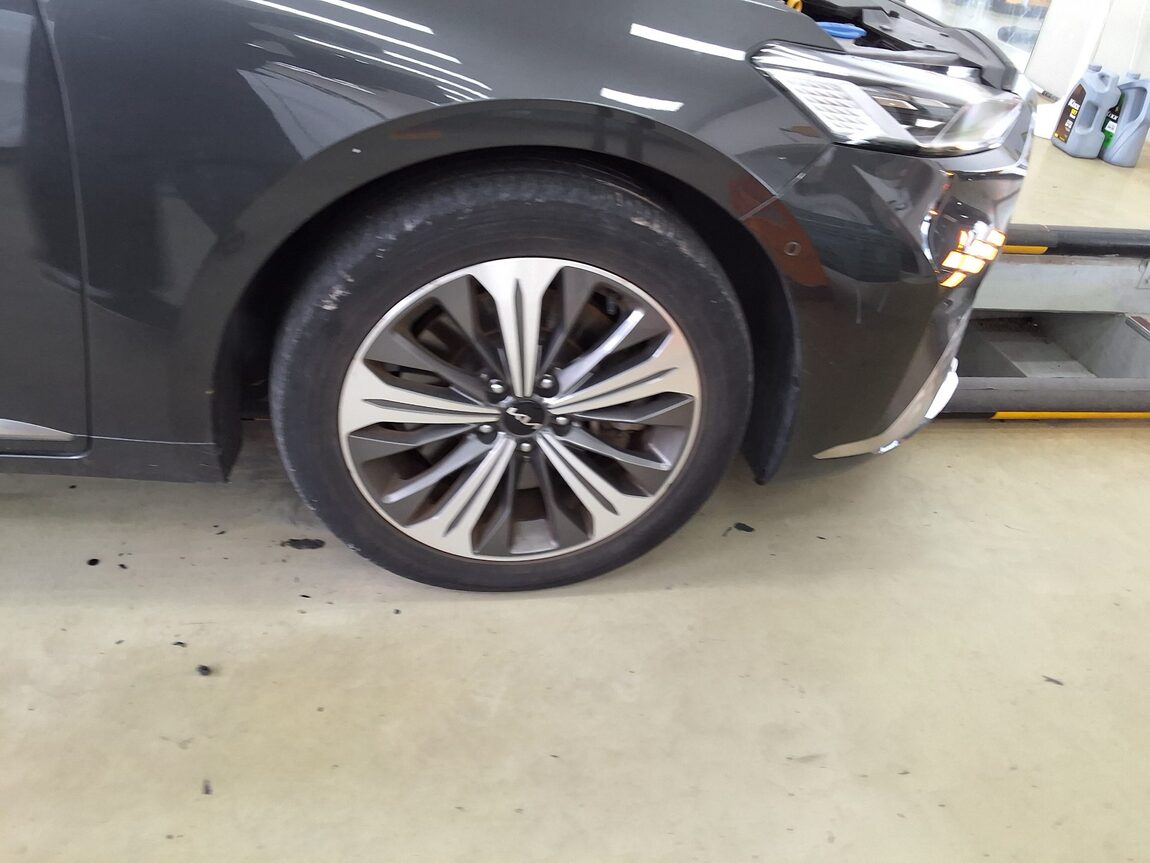 KIA K8 3.5 GDI 4WD NOBLESSE 2022 - zdjęcie 23