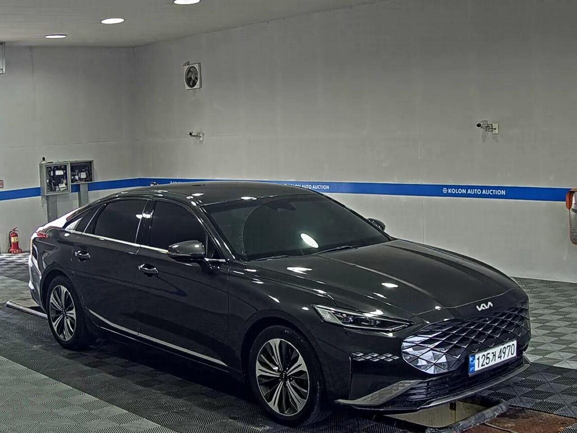 KIA K8 3.5 GDI 4WD NOBLESSE 2022 - zdjęcie 3
