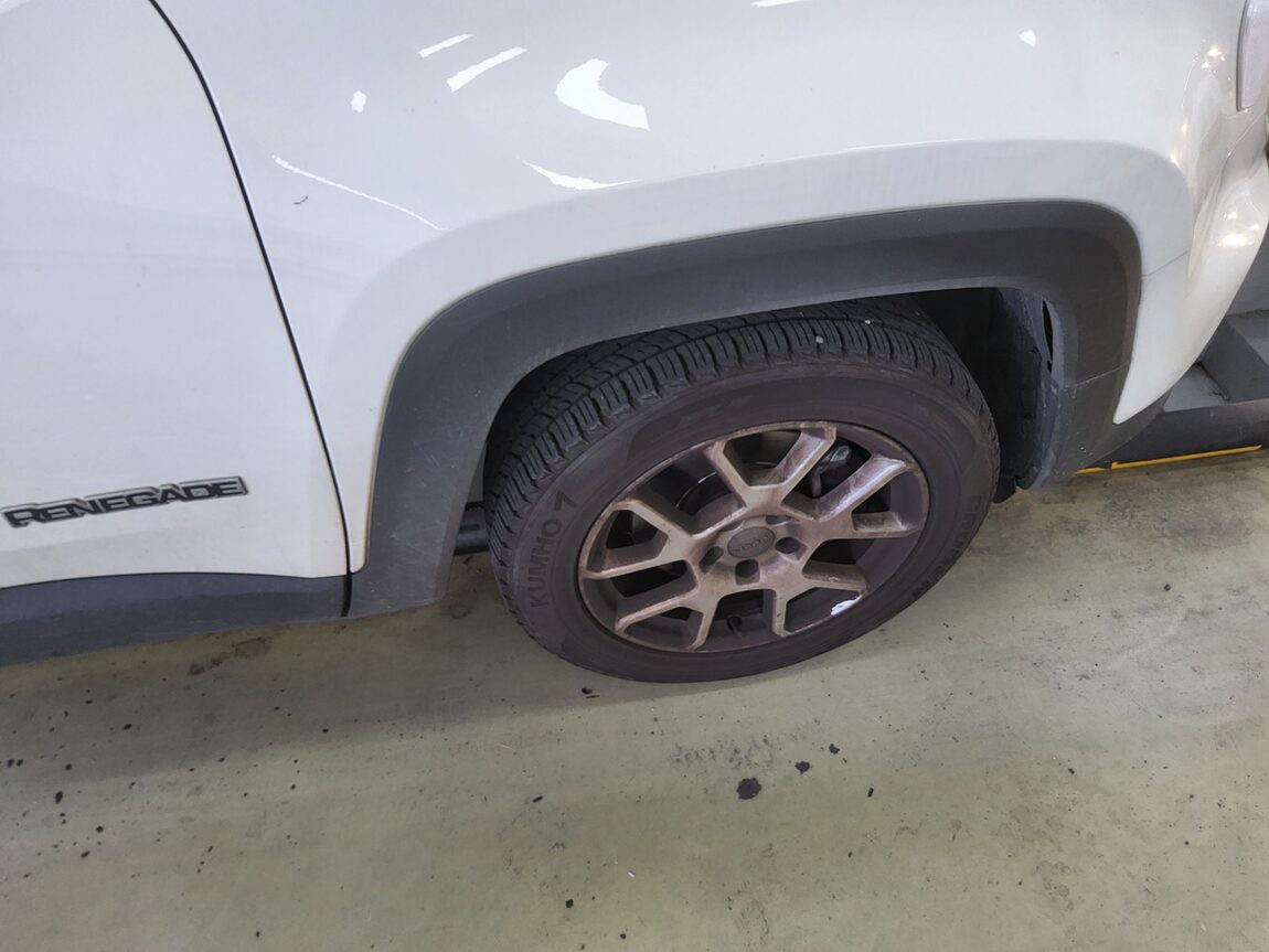 JEEP RENEGADE 2.4 GASOLINE LONGITUDE 2021 - zdjęcie 22