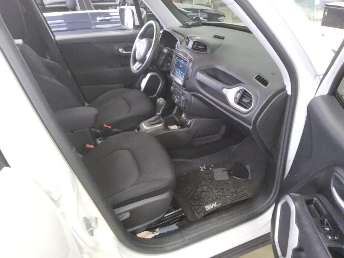 JEEP RENEGADE 2.4 GASOLINE LONGITUDE 2021 - zdjęcie 14