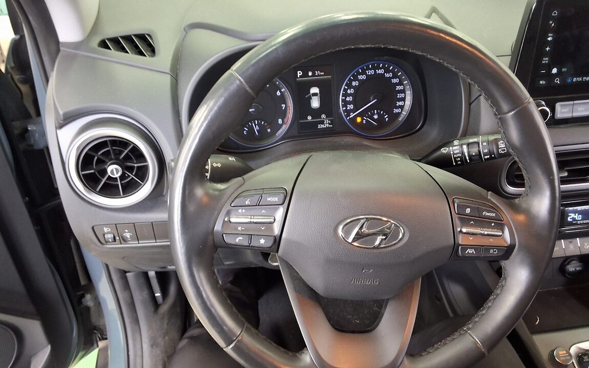 HYUNDAI THE NEW KONA 2.0 2WD MODERN 2021 - zdjęcie 17