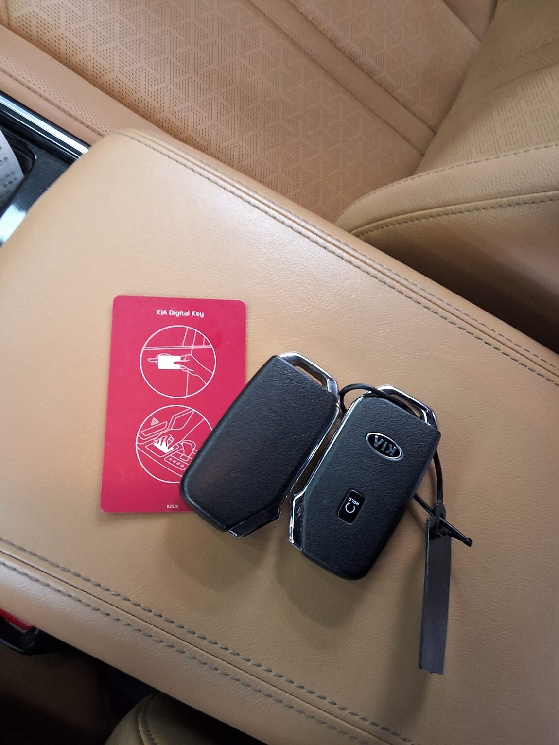 KIA NEW SORENTO (MQ4) 2.2 DIESEL 2WD NOBLESSE 2021 - zdjęcie 18