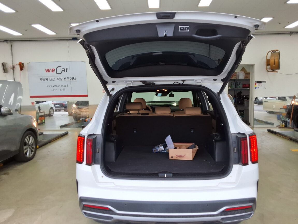 KIA NEW SORENTO (MQ4) 2.2 DIESEL 2WD NOBLESSE 2021 - zdjęcie 15