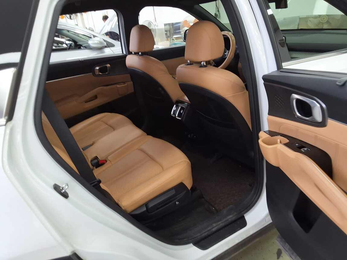 KIA NEW SORENTO (MQ4) 2.2 DIESEL 2WD NOBLESSE 2021 - zdjęcie 13