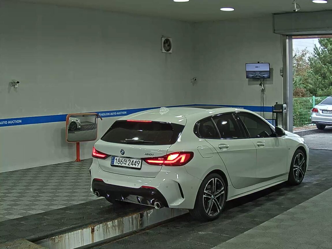 BMW 1 SERIES (3RD GEN) 120i M SPORT 2024 - zdjęcie 5