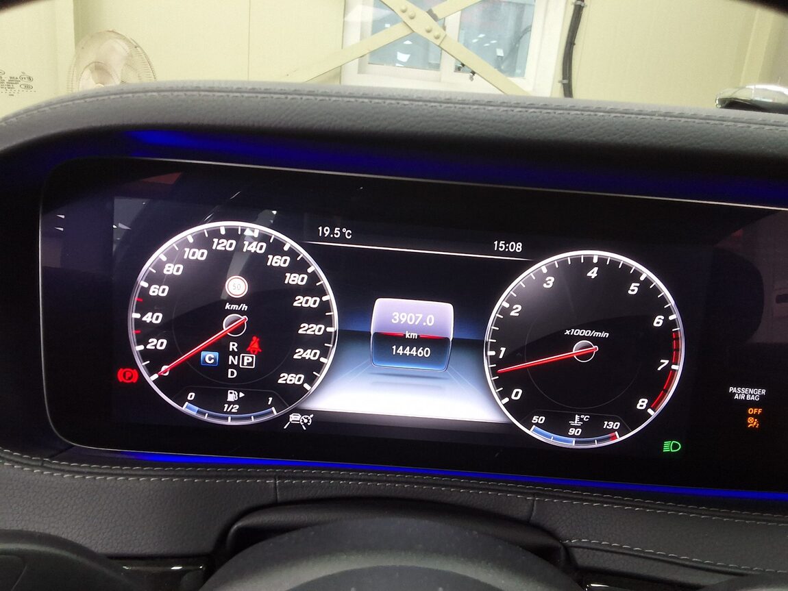 MERCEDES-BENZ S-CLASS (6TH GEN) S450L 4MATIC 2019 - zdjęcie 10