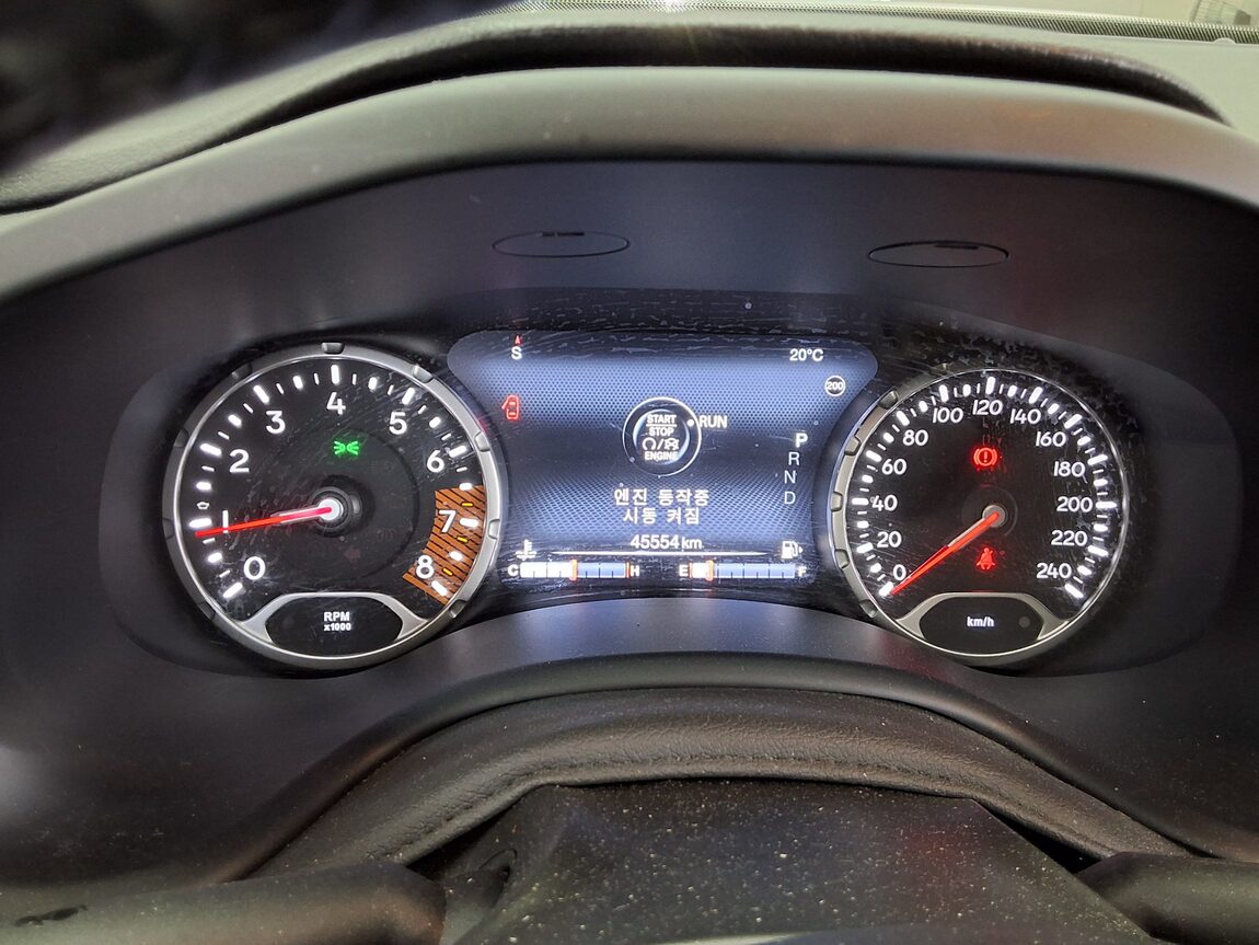 JEEP RENEGADE 2.4 GASOLINE LIMITED 2021 - zdjęcie 9