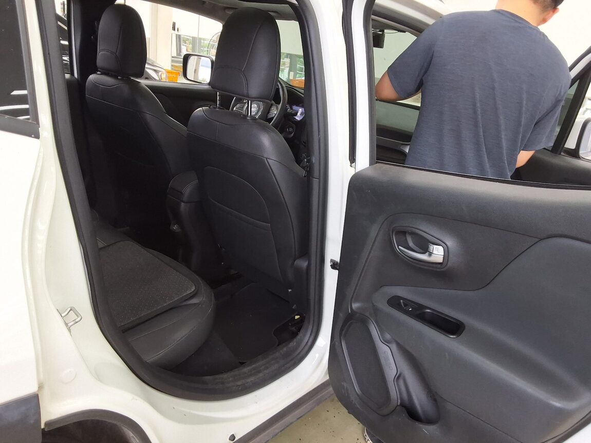 JEEP RENEGADE 2.4 GASOLINE LIMITED 2021 - zdjęcie 13