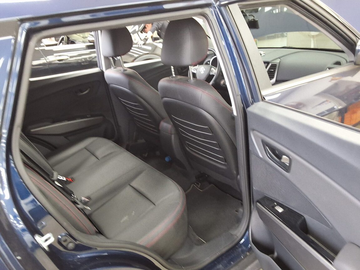 KG MOBILITY (SSANGYONG) TIVOLI AIR DIESEL 4WD AX 2019 - zdjęcie 13