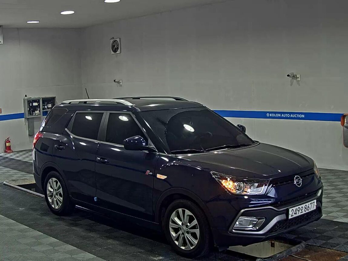 KG MOBILITY (SSANGYONG) TIVOLI AIR DIESEL 4WD AX 2019 - zdjęcie 3