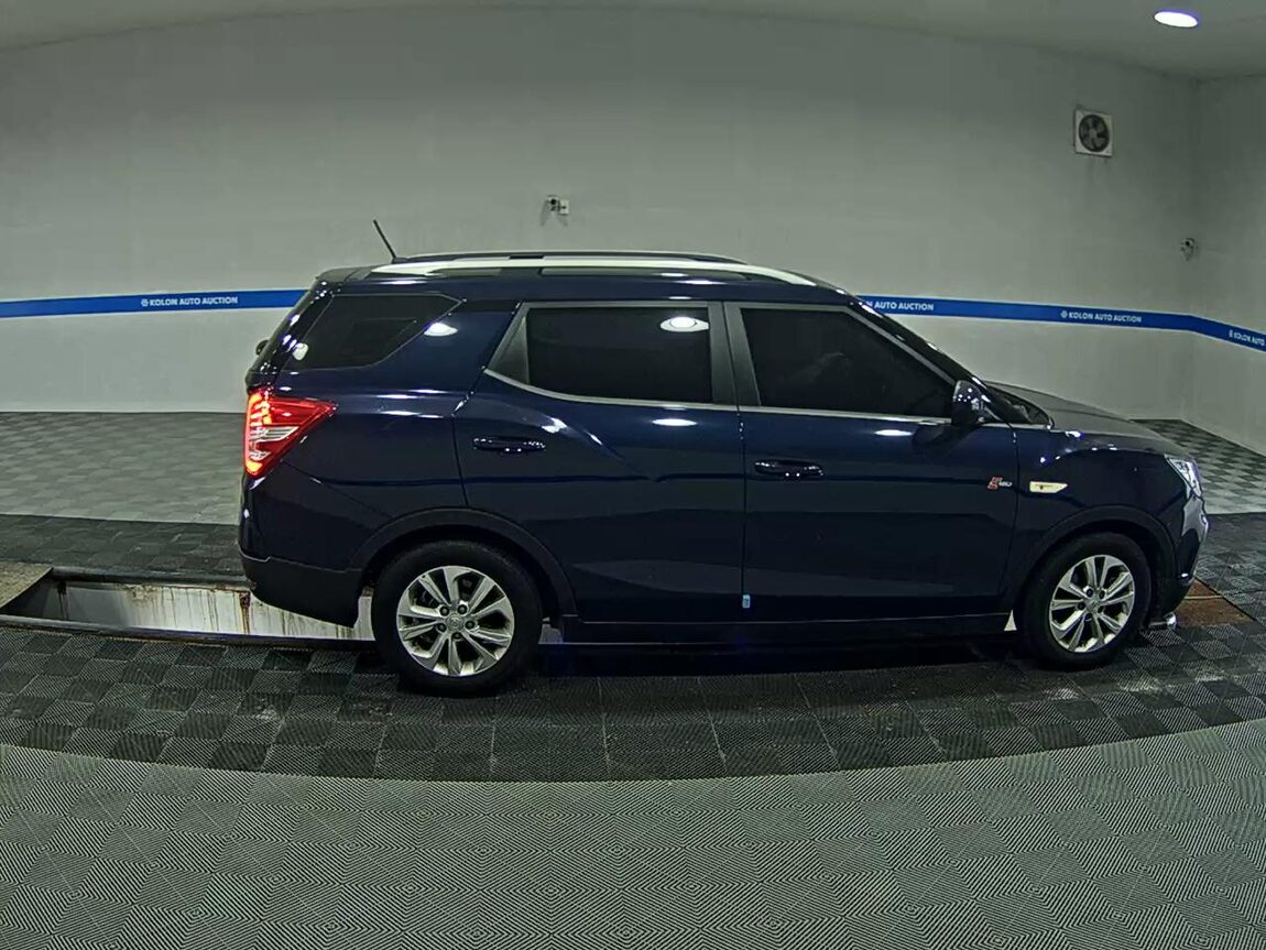 KG MOBILITY (SSANGYONG) TIVOLI AIR DIESEL 4WD AX 2019 - zdjęcie 4