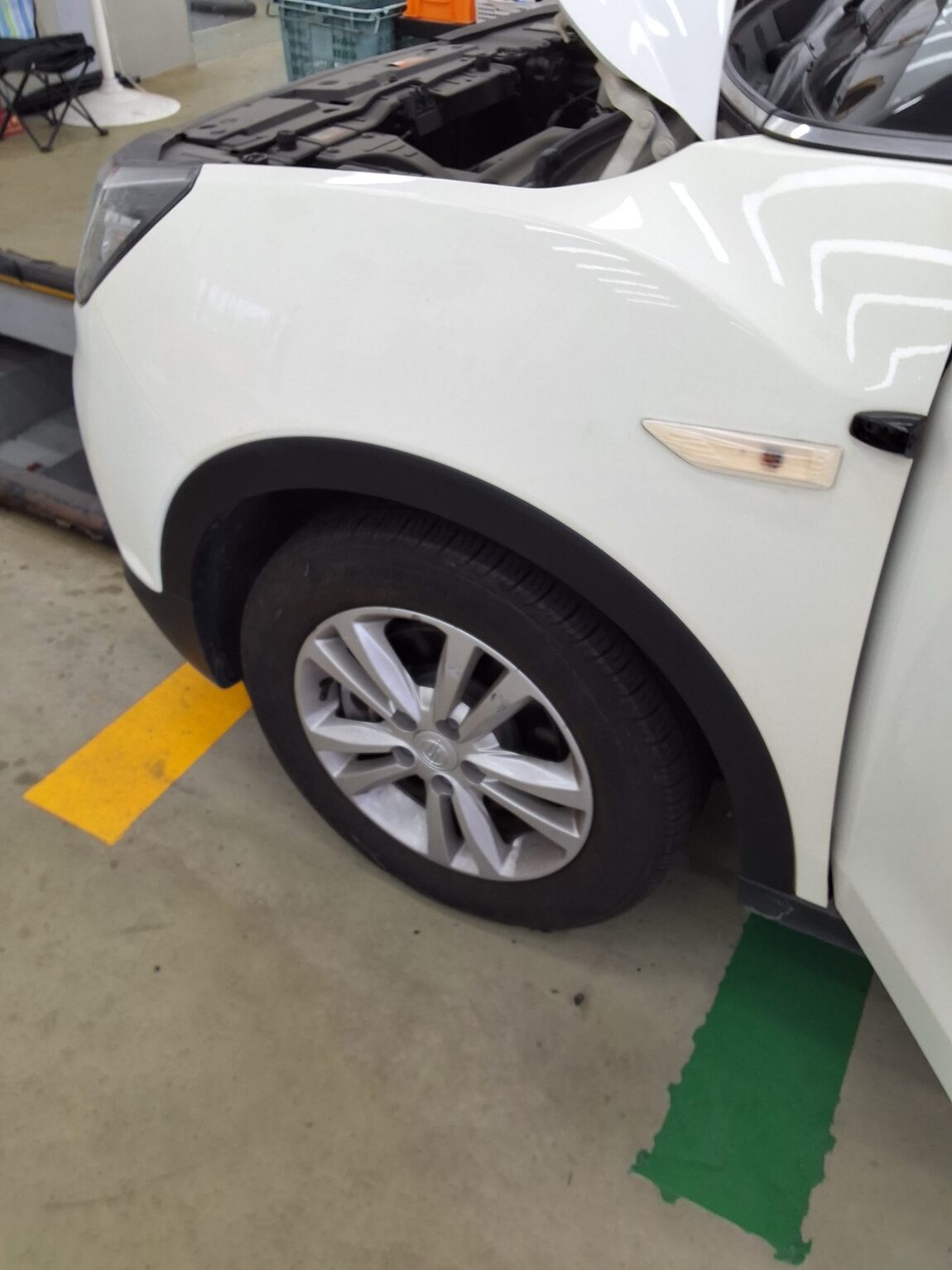 KG MOBILITY (SSANGYONG) TIVOLI GASOLINE 2WD TX 2015 - zdjęcie 20