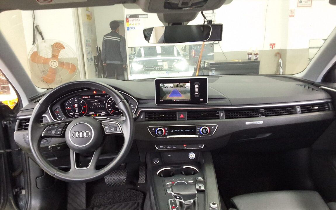 AUDI A4 (5TH GEN) 35 TDI QUATTRO PREMIUM 2018 - zdjęcie 11