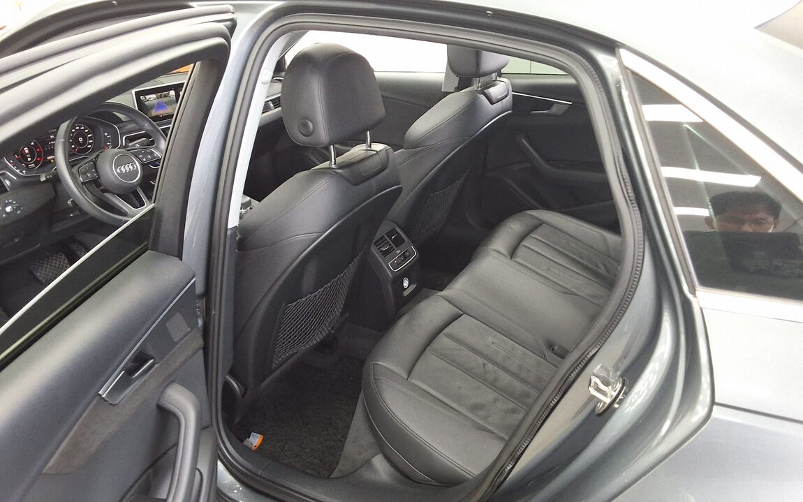 AUDI A4 (5TH GEN) 35 TDI QUATTRO PREMIUM 2018 - zdjęcie 12