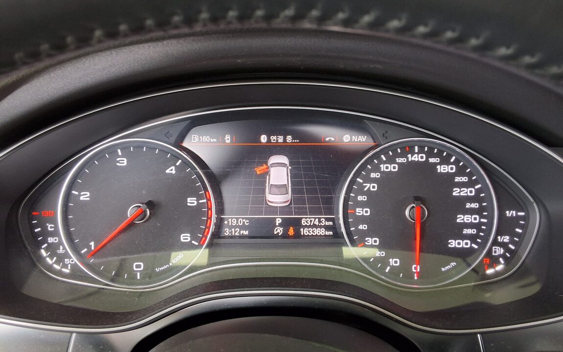 AUDI A6 (4TH GEN) 2.0 TDI DYNAMIC 2014 - zdjęcie 9