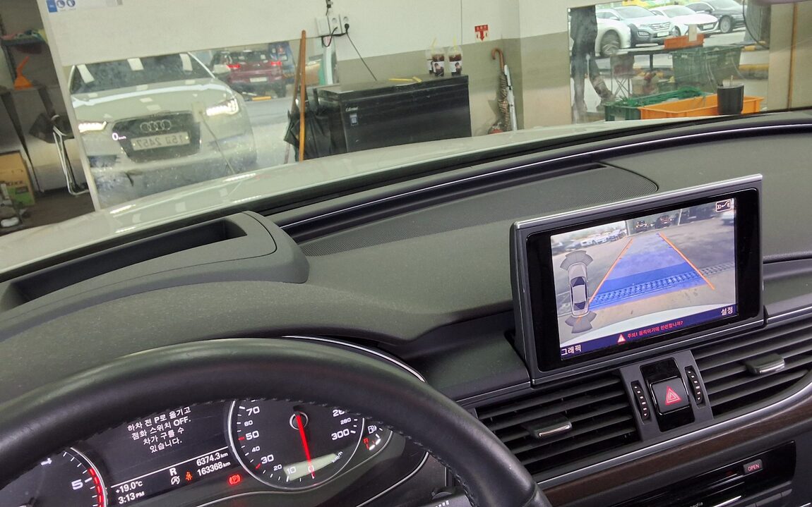 AUDI A6 (4TH GEN) 2.0 TDI DYNAMIC 2014 - zdjęcie 19