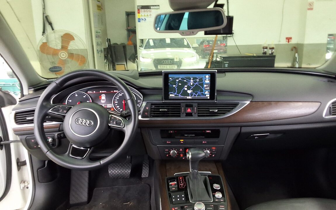 AUDI A6 (4TH GEN) 2.0 TDI DYNAMIC 2014 - zdjęcie 11