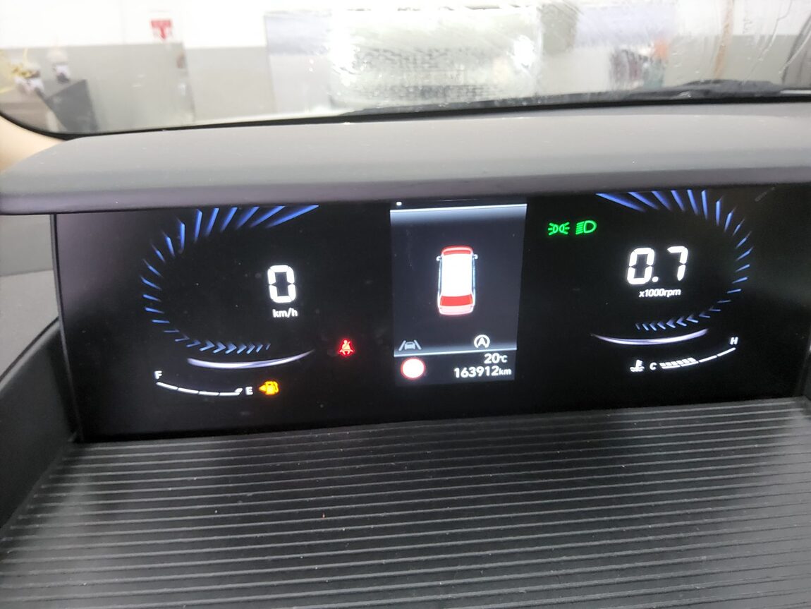 HYUNDAI STARIA 2.2 DIESEL TOURER 9-SEATER 2WD MODERN 2022 - zdjęcie 9
