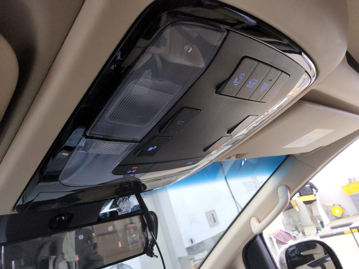 HYUNDAI STARIA 2.2 DIESEL TOURER 9-SEATER 2WD MODERN 2022 - zdjęcie 19