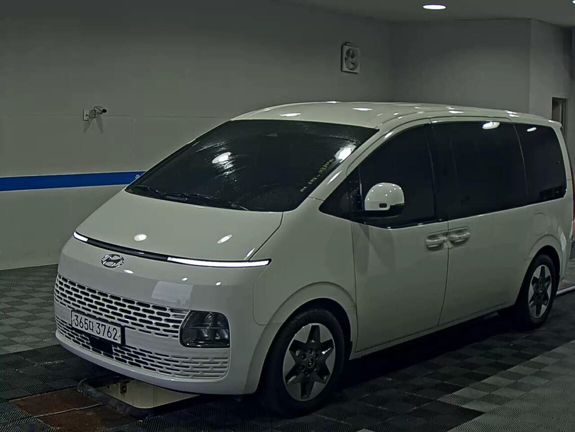 HYUNDAI STARIA 2.2 DIESEL TOURER 9-SEATER 2WD MODERN 2022 - zdjęcie 2