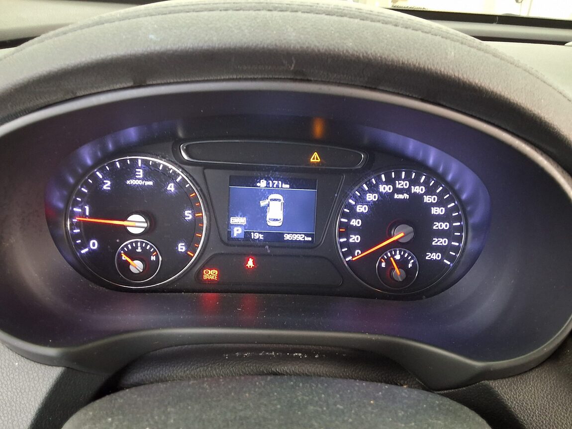 KIA THE NEW SORENTO DIESEL R2.2 2WD PRESTIGE 2018 - zdjęcie 9