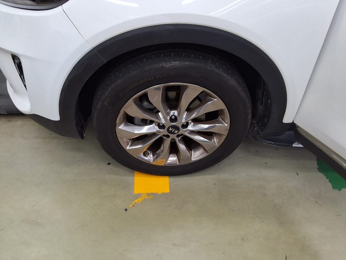 KIA THE NEW SORENTO DIESEL R2.2 2WD PRESTIGE 2018 - zdjęcie 21