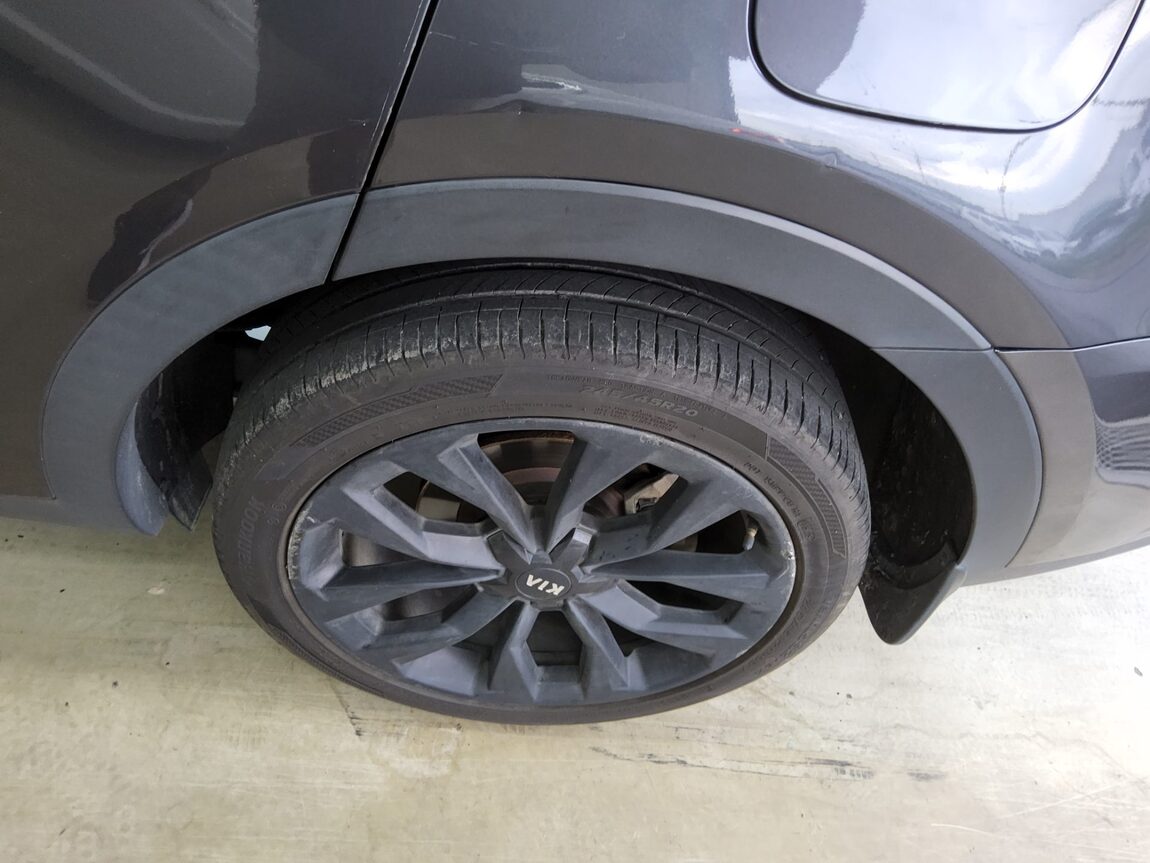 KIA NEW SORENTO (MQ4) 2.2 DIESEL 2WD PRESTIGE 2021 - zdjęcie 23