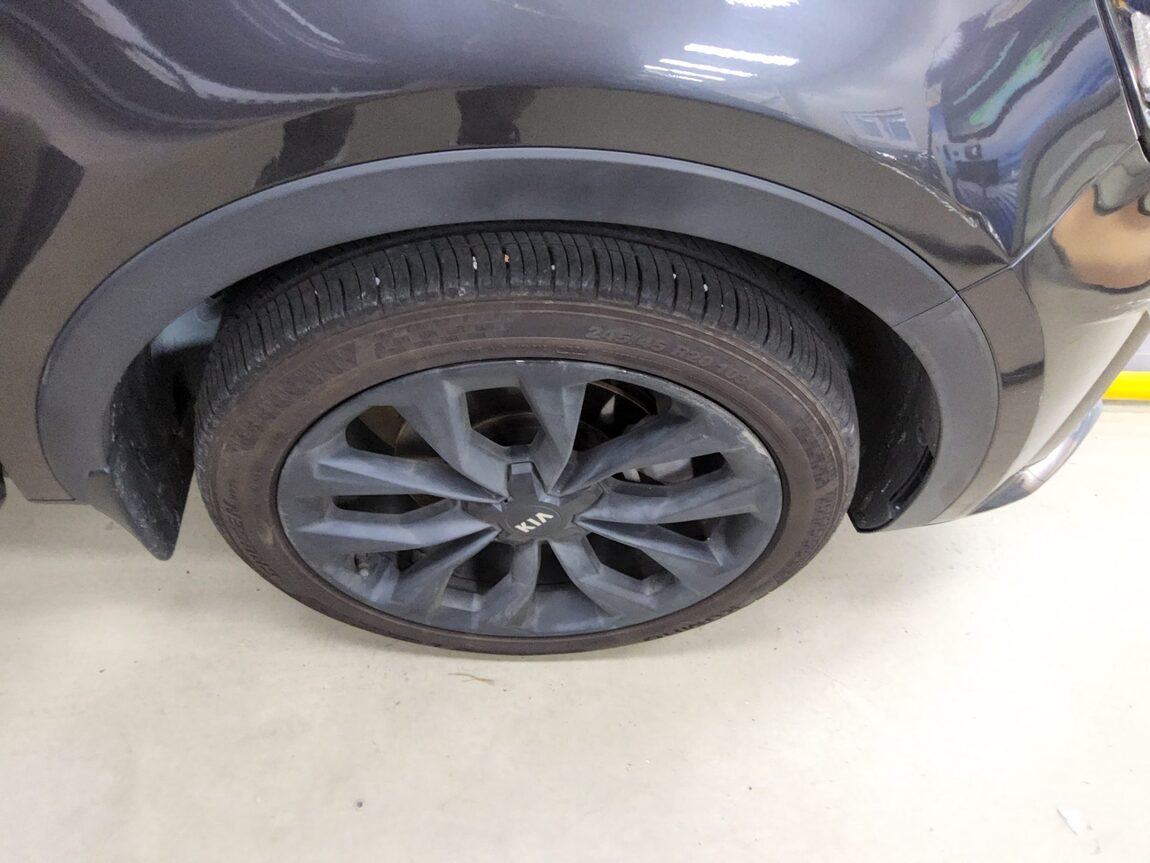KIA NEW SORENTO (MQ4) 2.2 DIESEL 2WD PRESTIGE 2021 - zdjęcie 24