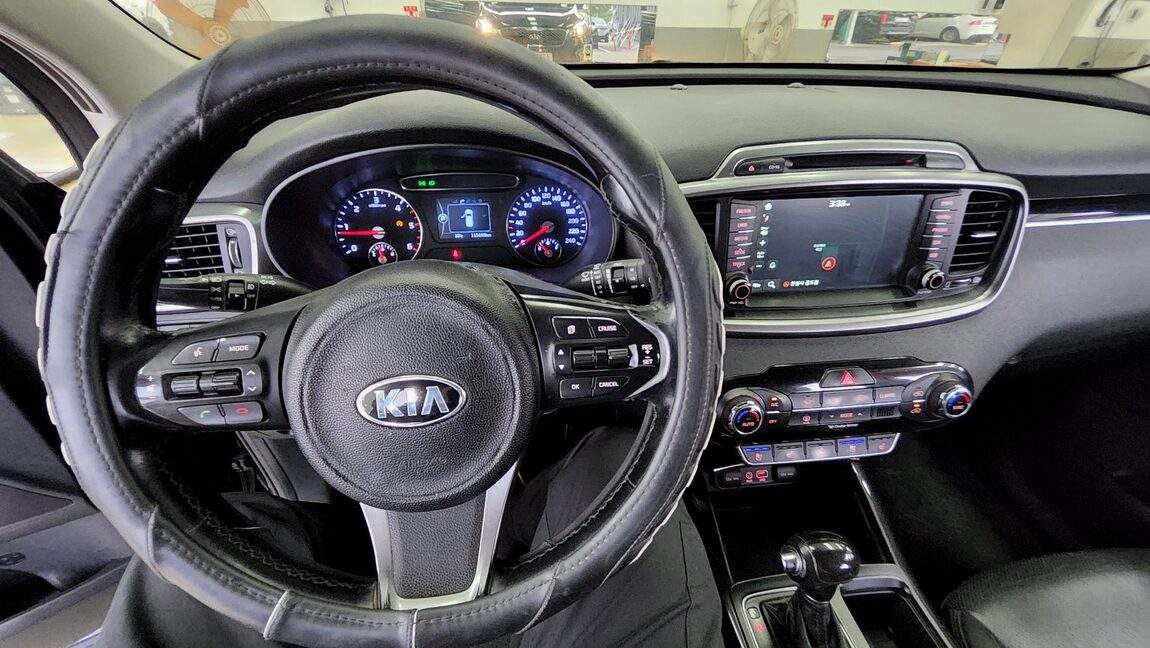KIA ALL NEW SORENTO R2.0 2WD PRESTIGE 2015 - zdjęcie 17
