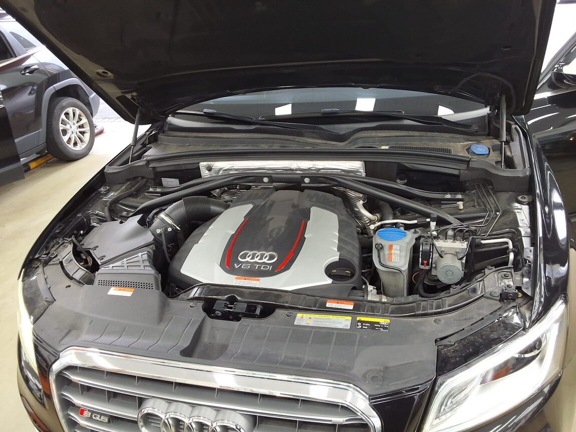 AUDI SQ5 3.0 TDI QUATTRO 2015 - zdjęcie 21