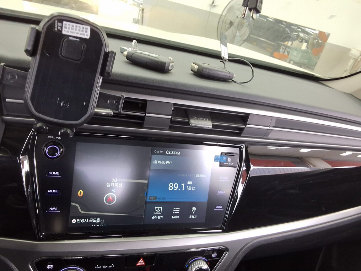KG MOBILITY (SSANGYONG) ALL NEW KORANDO 1.5 GASOLINE 2WD C5 PLUS 2021 - zdjęcie 17