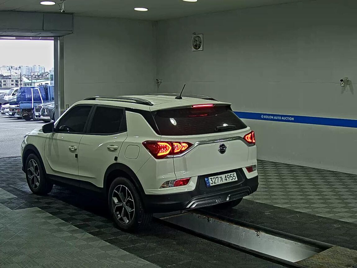 KG MOBILITY (SSANGYONG) ALL NEW KORANDO 1.5 GASOLINE 2WD C5 PLUS 2021 - zdjęcie 6