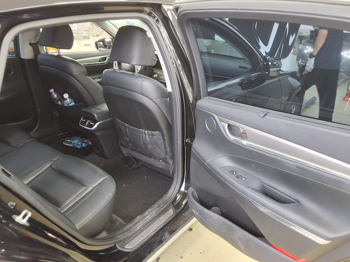 HYUNDAI THE NEW GRANDEUR IG GASOLINE 3.3 EXCLUSIVE 2020 - zdjęcie 13