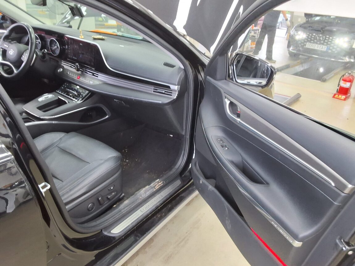 HYUNDAI THE NEW GRANDEUR IG GASOLINE 3.3 EXCLUSIVE 2020 - zdjęcie 14