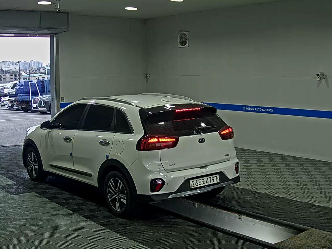 KIA THE NEW NIRO 1.6 GDI HEV NOBLESSE SPECIAL 2020 - zdjęcie 6