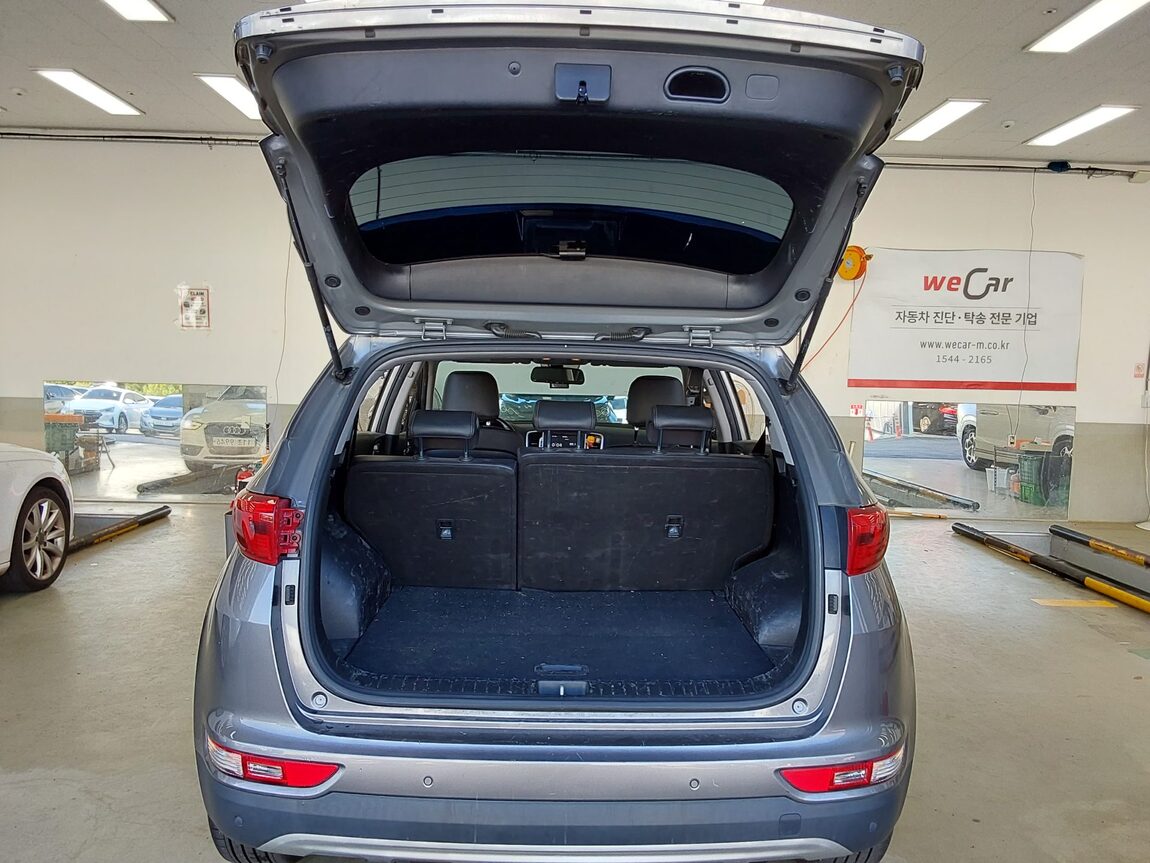 KIA NEW SPORTAGE R2.0 2WD PRESTIGE 2018 - zdjęcie 15