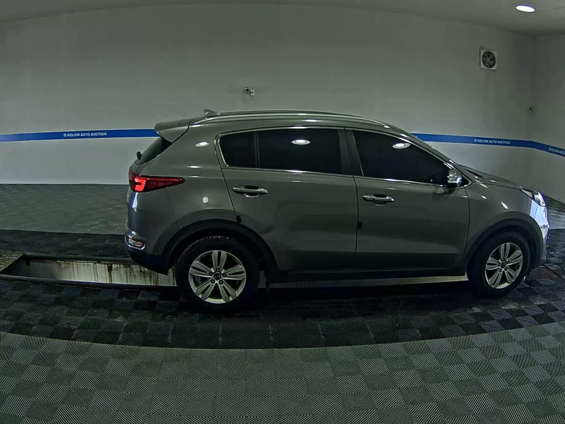 KIA NEW SPORTAGE R2.0 2WD PRESTIGE 2018 - zdjęcie 4
